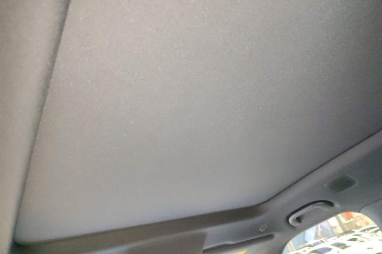 Used Formula Leopard 5 2023 Navigator Edition Headliner