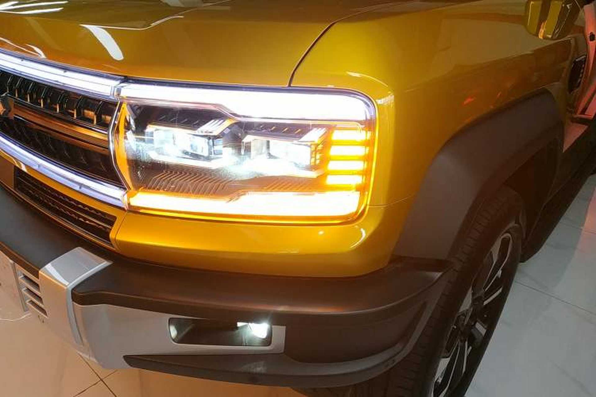 Used Formula Leopard 5 2023 Navigator Edition Left Front Headlight