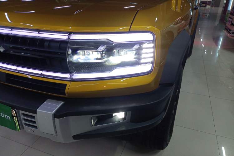 Used Formula Leopard 5 2023 Navigator Edition Left Front Headlight