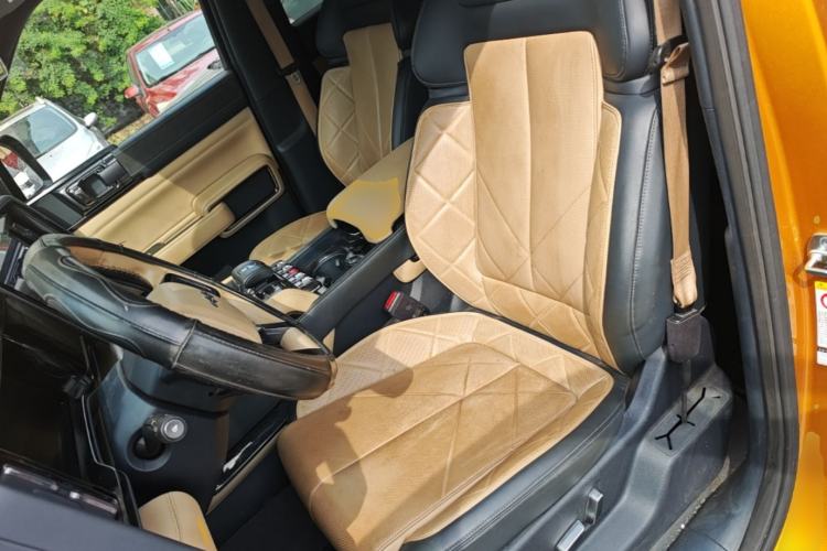 Used Formula Leopard 5 2023 Navigator Edition Left Front Seat