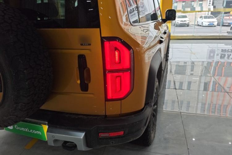 Used Formula Leopard 5 2023 Navigator Edition Right Rear Taillight