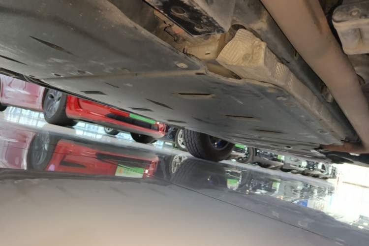 Used Formula Leopard 5 2023 Cloud Ride Flagship Edition Right Side Sill