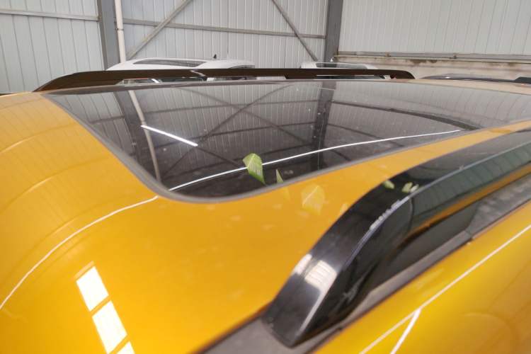 Used Formula Leopard 5 2023 Navigator Edition Roof