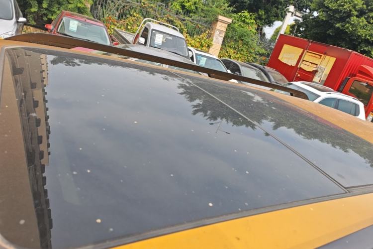 Used Formula Leopard 5 2023 Navigator Edition Roof