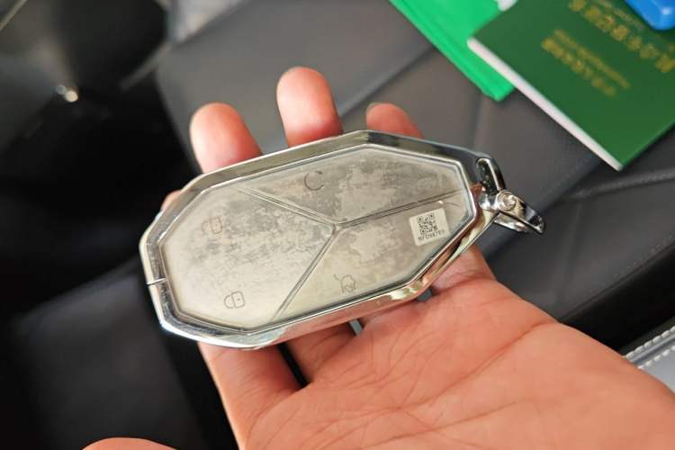 Used Formula Leopard 5 2023 Navigator Edition Vehicle Key
