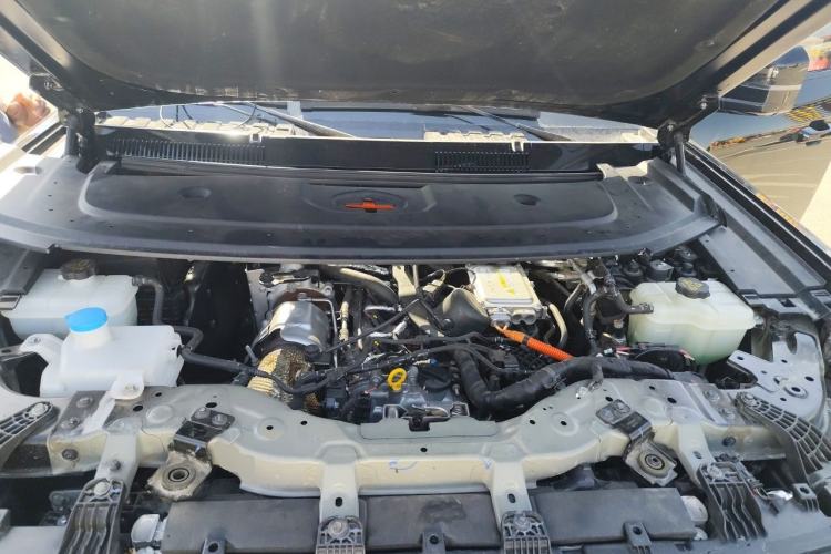 Used Formula Leopard 5 2024 Cloud Ride Luxury Edition Engine Bay