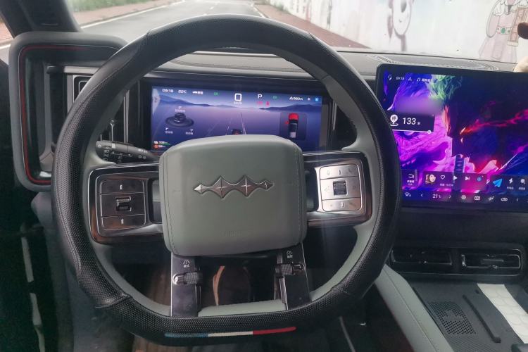 Used Formula Leopard 5 2024 Cloud Ride Luxury Edition Steering Wheel