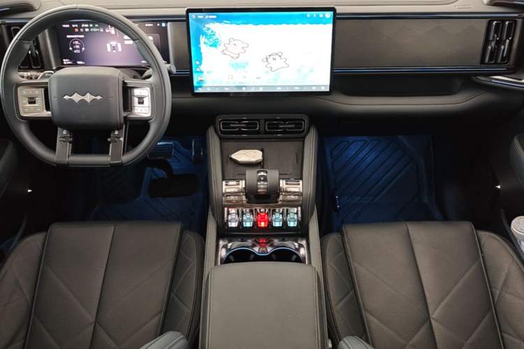 Used Formula Leopard 5 2025 TianShen Intelligent Driving Max Edition Center Console