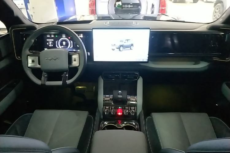 Used Formula Leopard 5 2025 TianShen Intelligent Driving Max Edition Center Console