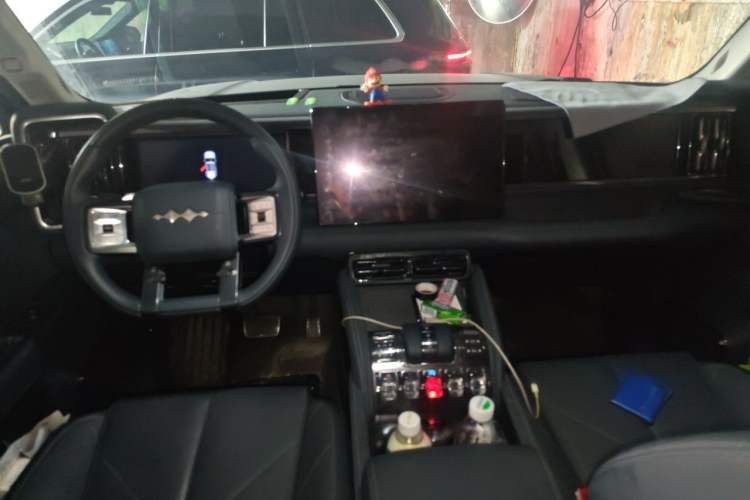 Used Formula Leopard 5 2025 TianShen Intelligent Driving Ultra Edition Center Console