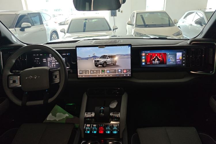 Used Formula Leopard 5 2025 TianShen Intelligent Driving Ultra Edition Center Console