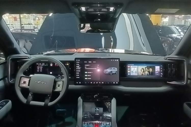 Used Formula Leopard 5 2025 Laser Qiankun Intelligent Driving Edition Center Console