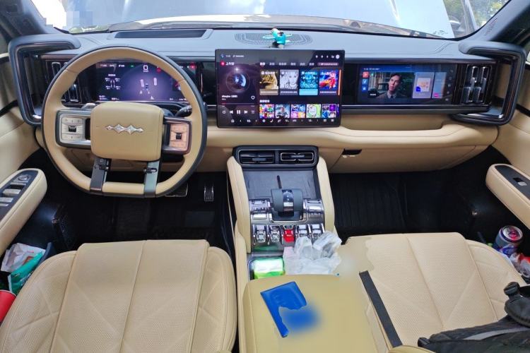 Used Formula Leopard 5 2025 TianShen Intelligent Driving Ultra Edition Center Console