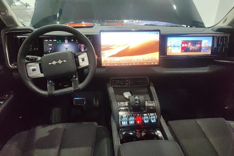 Used Formula Leopard 5 2025 TianShen Intelligent Driving Ultra Edition Center Console