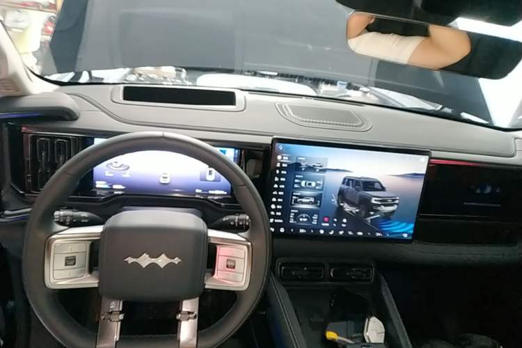 Used Formula Leopard 5 2025 TianShen Intelligent Driving Ultra Edition Center Console