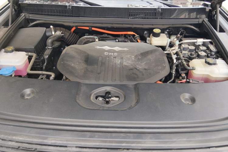Used Formula Leopard 5 2025 TianShen Intelligent Driving Max Edition Engine Bay