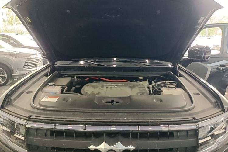 Used Formula Leopard 5 2025 TianShen Intelligent Driving Ultra Edition Engine Bay