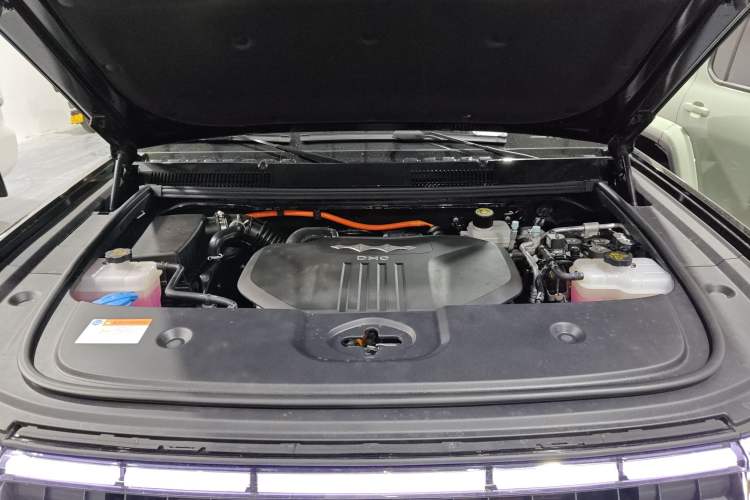 Used Formula Leopard 5 2025 TianShen Intelligent Driving Max Edition Engine Bay