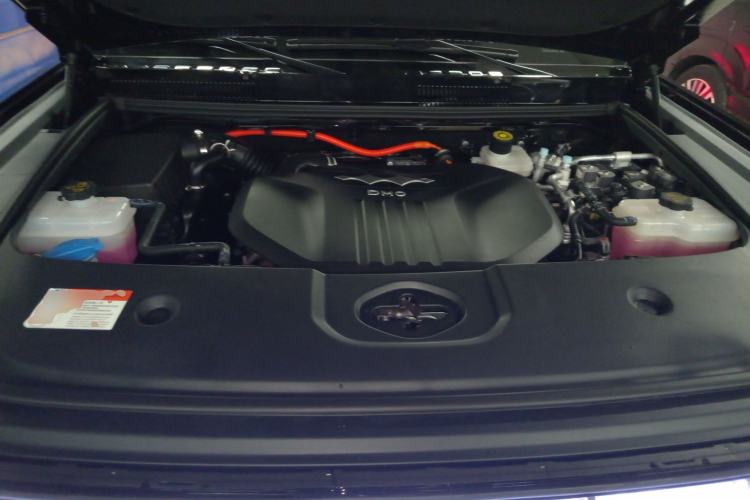 Used Formula Leopard 5 2025 TianShen Intelligent Driving Max Edition Engine Bay