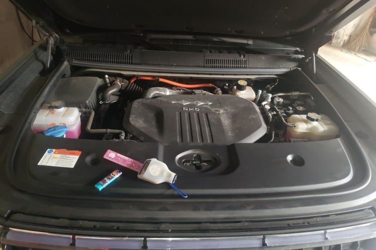 Used Formula Leopard 5 2025 TianShen Intelligent Driving Ultra Edition Engine Bay