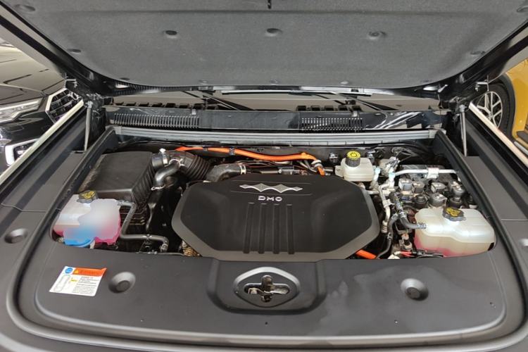 Used Formula Leopard 5 2025 TianShen Intelligent Driving Ultra Edition Engine Bay