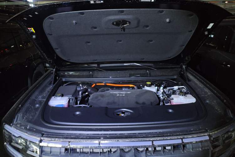 Used Formula Leopard 5 2025 TianShen Intelligent Driving Ultra Edition Engine Bay