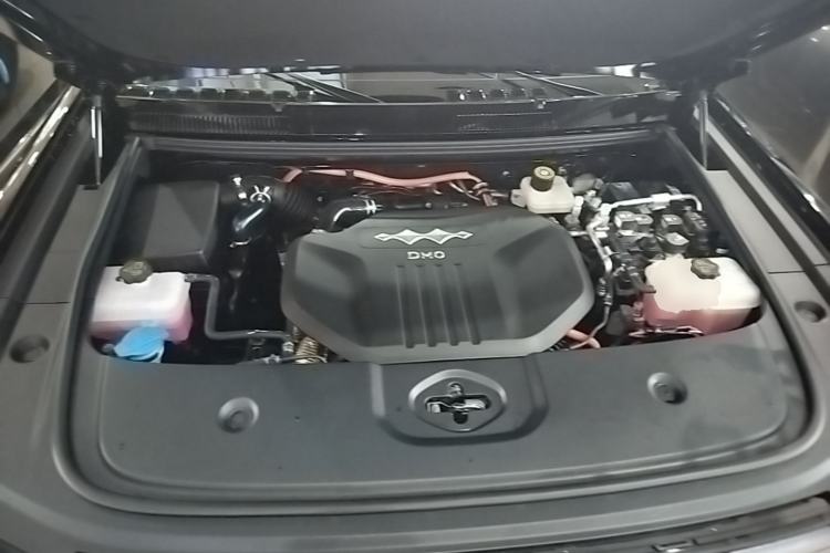 Used Formula Leopard 5 2025 TianShen Intelligent Driving Ultra Edition Engine Bay