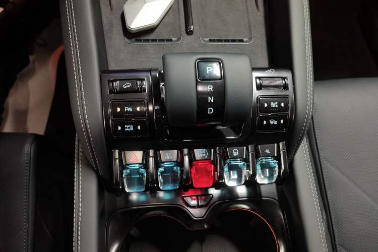 Used Formula Leopard 5 2025 TianShen Intelligent Driving Ultra Edition Gear Lever