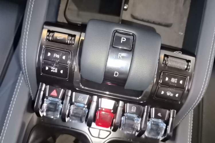 Used Formula Leopard 5 2025 TianShen Intelligent Driving Ultra Edition Gear Lever