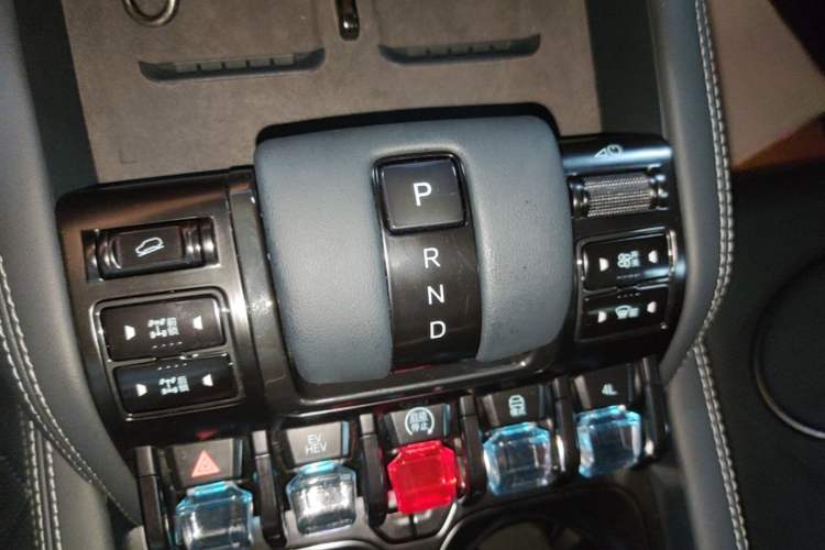 Used Formula Leopard 5 2025 TianShen Intelligent Driving Ultra Edition Gear Lever