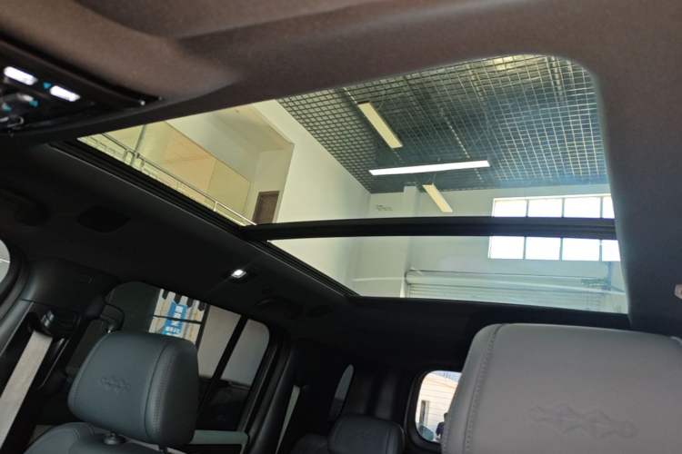 Used Formula Leopard 5 2025 Model 210KM Tian Shen Ultra Version Headliner