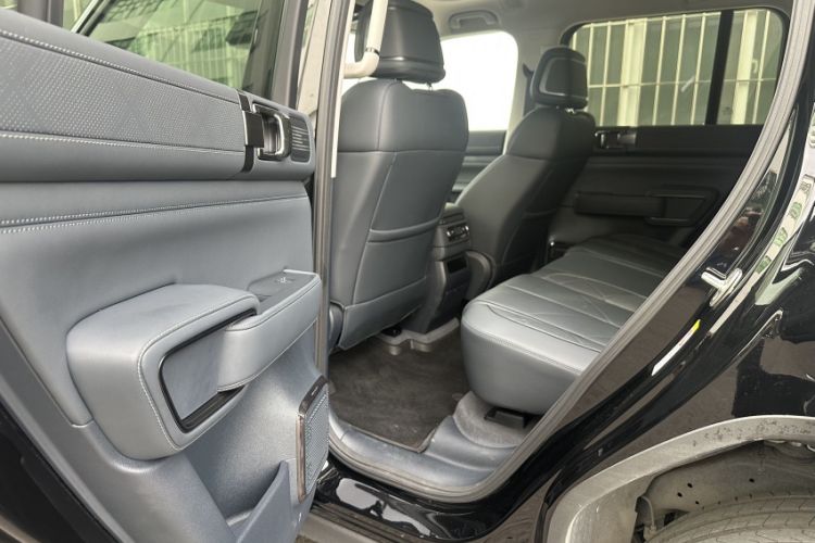 Used Formula Leopard 5 2025 Cloud Ride Laser-based Kunpeng Intelligent Driving Edition Interior 10