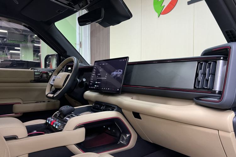 Used Formula Leopard 5 2025 TianShen Intelligent Driving Max Edition Interior 3