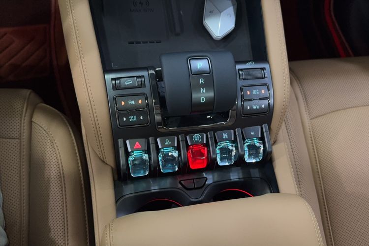 Used Formula Leopard 5 2025 Model 210KM Tian Shen Ultra Version Interior 9