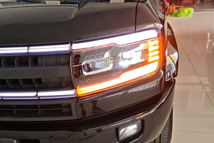 Used Formula Leopard 5 2025 TianShen Intelligent Driving Max Edition Left Front Headlight