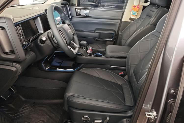 Used Formula Leopard 5 2025 TianShen Intelligent Driving Max Edition Left Front Seat