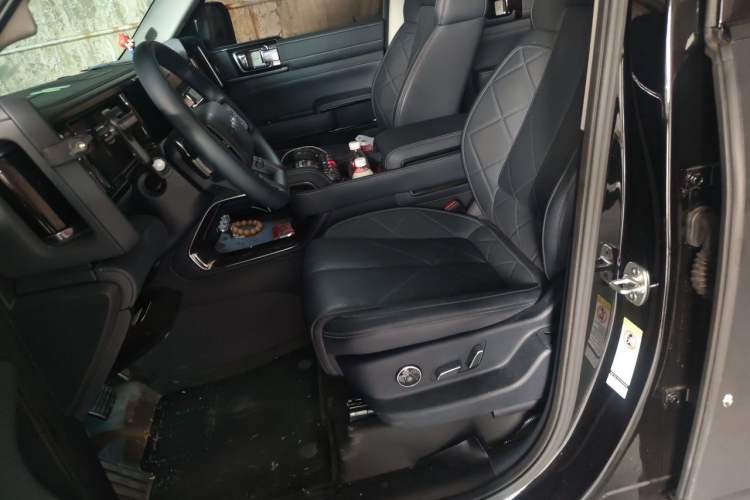 Used Formula Leopard 5 2025 TianShen Intelligent Driving Ultra Edition Left Front Seat