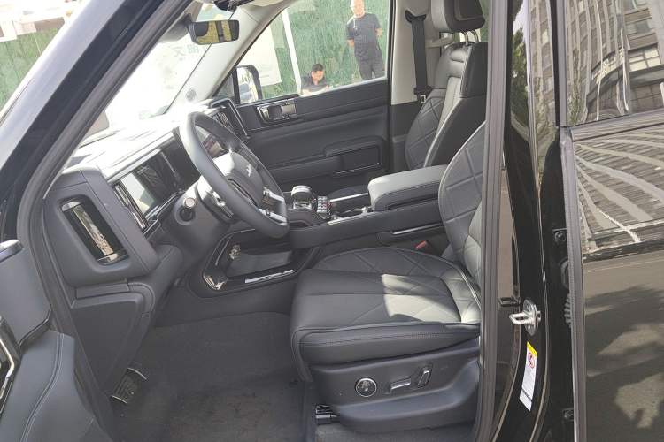 Used Formula Leopard 5 2025 Laser Qiankun Intelligent Driving Edition Left Front Seat