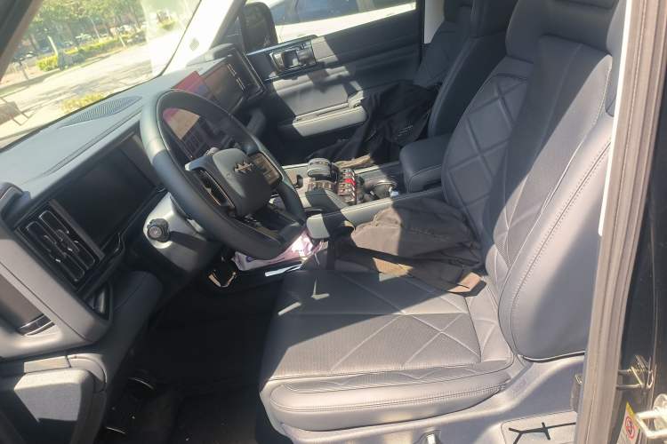 Used Formula Leopard 5 2025 TianShen Intelligent Driving Max Edition Left Front Seat