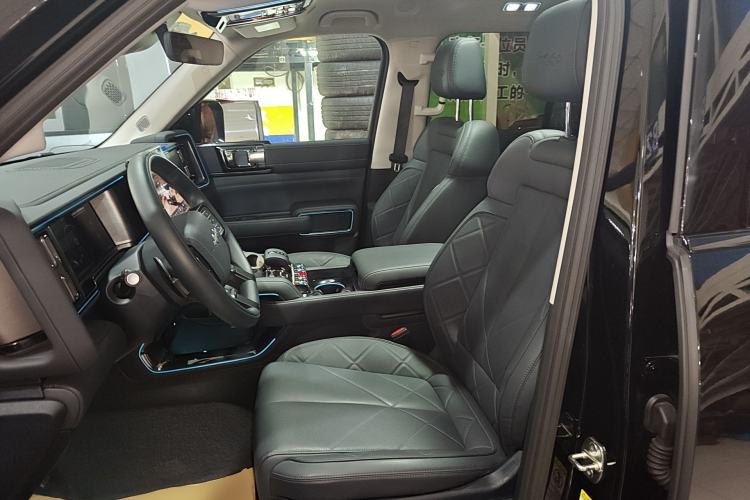 Used Formula Leopard 5 2025 TianShen Intelligent Driving Max Edition Left Front Seat