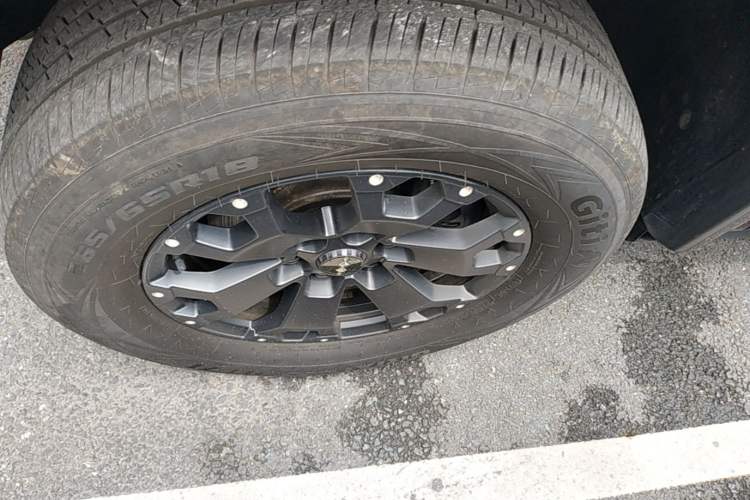 Used Formula Leopard 5 2025 Cloud Ride Laser-based Kunpeng Intelligent Driving Edition Left Front Wheel Hub