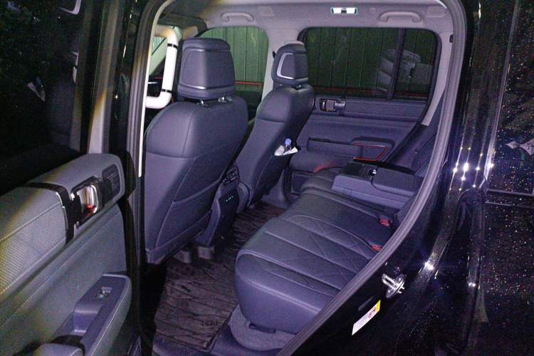 Used Formula Leopard 5 2025 TianShen Intelligent Driving Ultra Edition Left Rear Seat