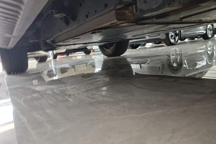 Used Formula Leopard 5 2025 TianShen Intelligent Driving Ultra Edition Left Side Sill