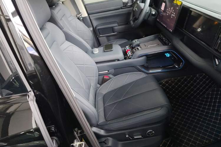 Used Formula Leopard 5 2025 TianShen Intelligent Driving Ultra Edition Right Front Seat