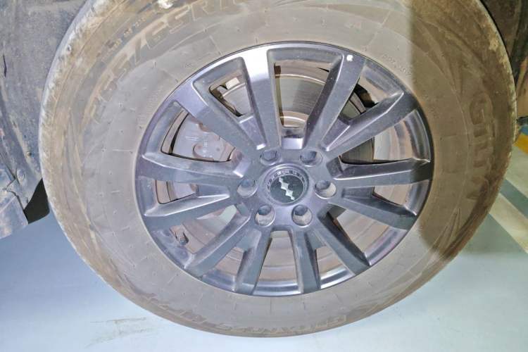 Used Formula Leopard 5 2025 TianShen Intelligent Driving Ultra Edition Right Front Wheel Hub
