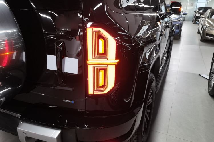 Used Formula Leopard 5 2025 TianShen Intelligent Driving Ultra Edition Right Rear Taillight