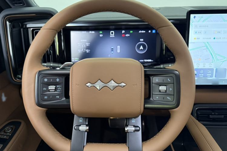 Used Formula Leopard 5 2025 Model 210KM Cloud Ride Tian Shen Ultra Version Steering Wheel