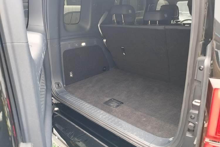 Used Formula Leopard 5 2025 Cloud Ride Laser-based Kunpeng Intelligent Driving Edition Trunk