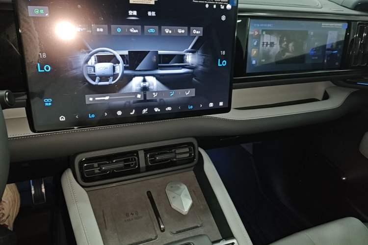 Used Formula Leopard 5 2025 TianShen Intelligent Driving Ultra Edition Audio And AC Panel