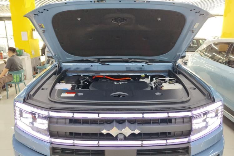 Used Formula Leopard 5 2025 TianShen Intelligent Driving Ultra Edition Engine Bay